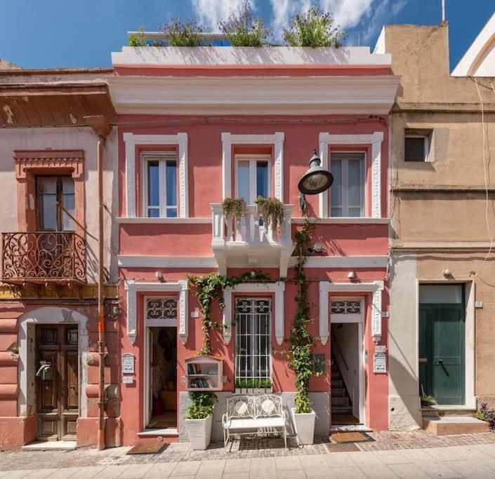 דירות קליארי Charming House Con Doccia Sensoriale E Cortile Interno - Centro Storico מראה חיצוני תמונה